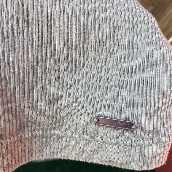 Roxy Olive Racer Back Skinny Muscle Tank Sz S - Picture 4 of 5